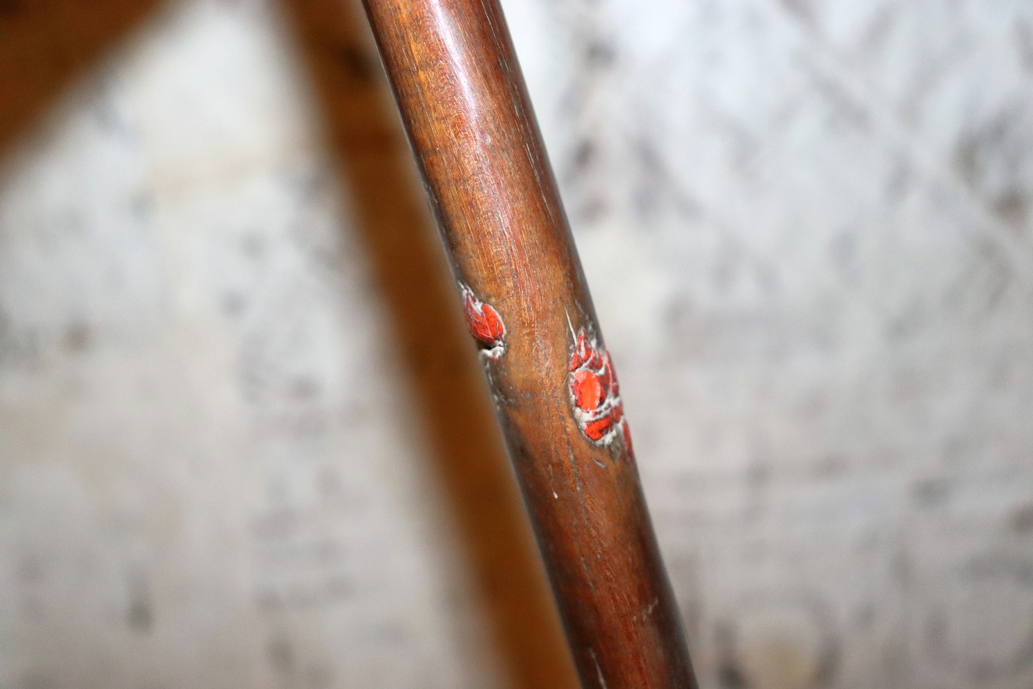 19th century Maori taiaha, Maori weapon, antique taiaha, antique Maori, Maori artifact, Maori club, 19th century Maori war club, Oceanic tribal art antiques and weapons gallery, Polynesian tribal art antiques and weapons gallery, Maori ethnographic tribal art antiques and weapons gallery, 19ème siècle Maoris massue de guerre, looking to buy tribal antiques art and weapons, buying Maori antiques, buying Maori clubs, artifacts and weapons, buying Maori antiques, buying Maori clubs and artifacts